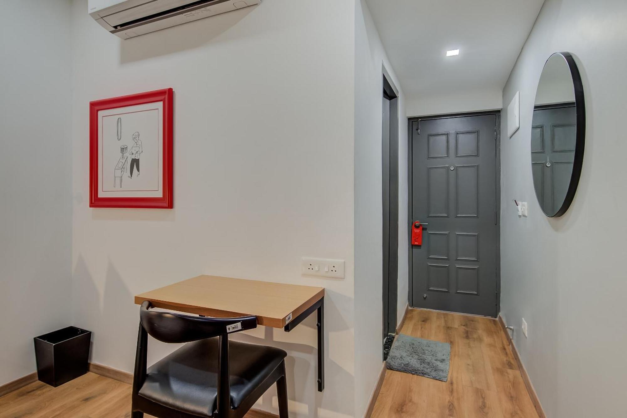 Super Townhouse Mg Road Πούνε Εξωτερικό φωτογραφία