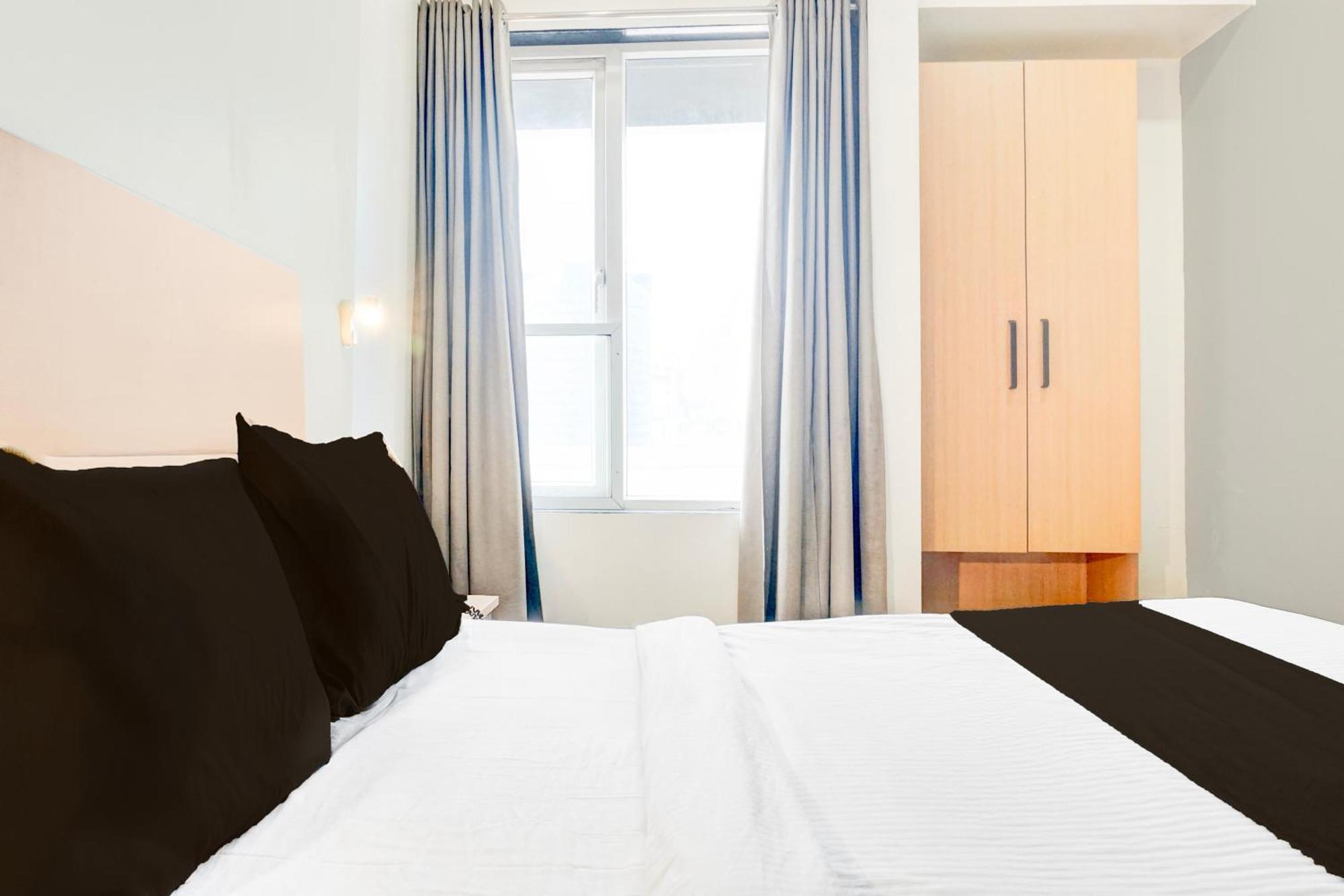 Super Townhouse Mg Road Πούνε Εξωτερικό φωτογραφία