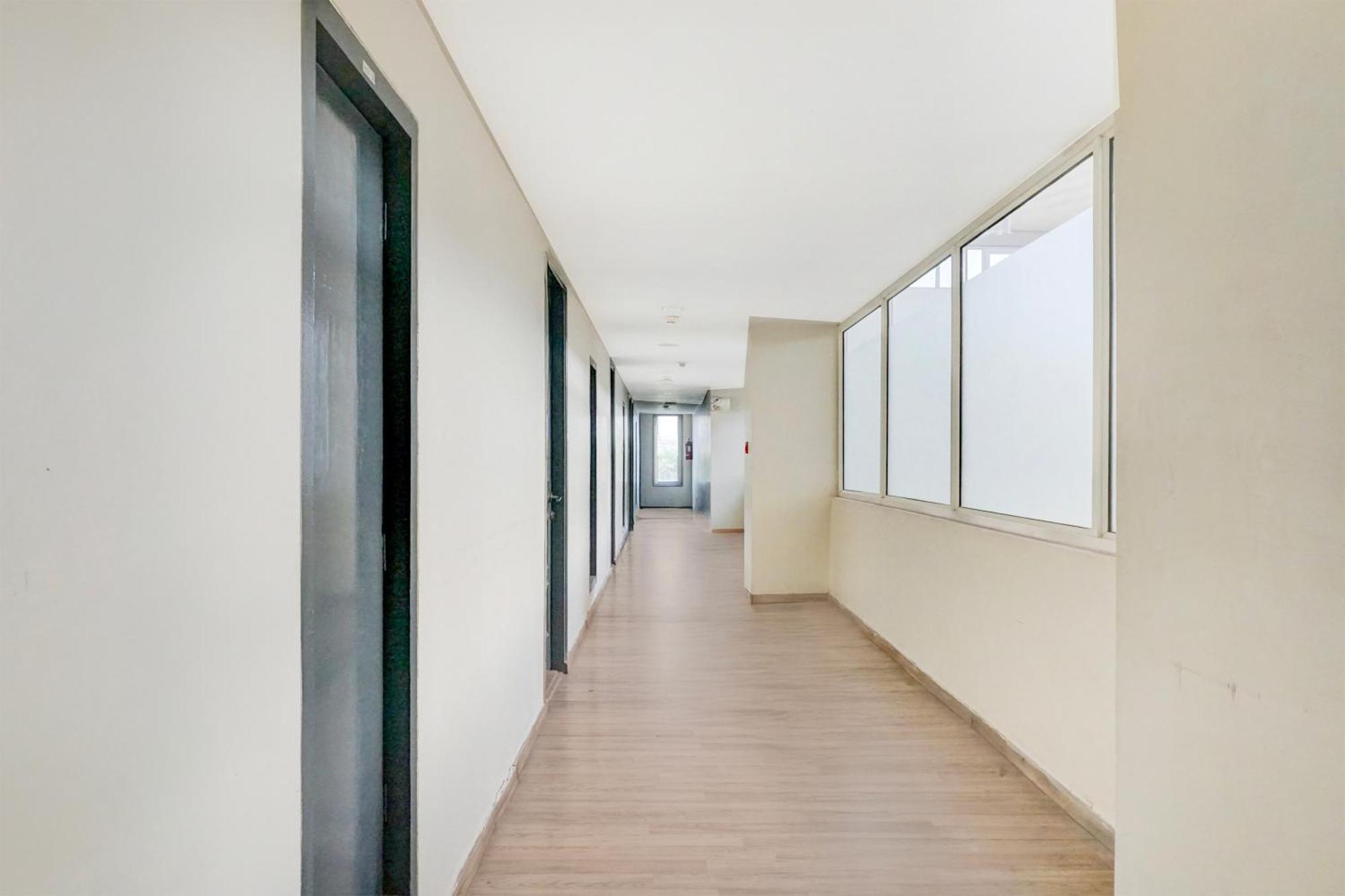 Super Townhouse Mg Road Πούνε Εξωτερικό φωτογραφία